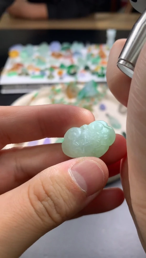 【闪购商品】定制翡翠未镶嵌翡翠