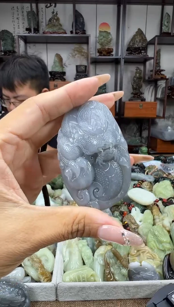 未镶嵌和田玉把件1