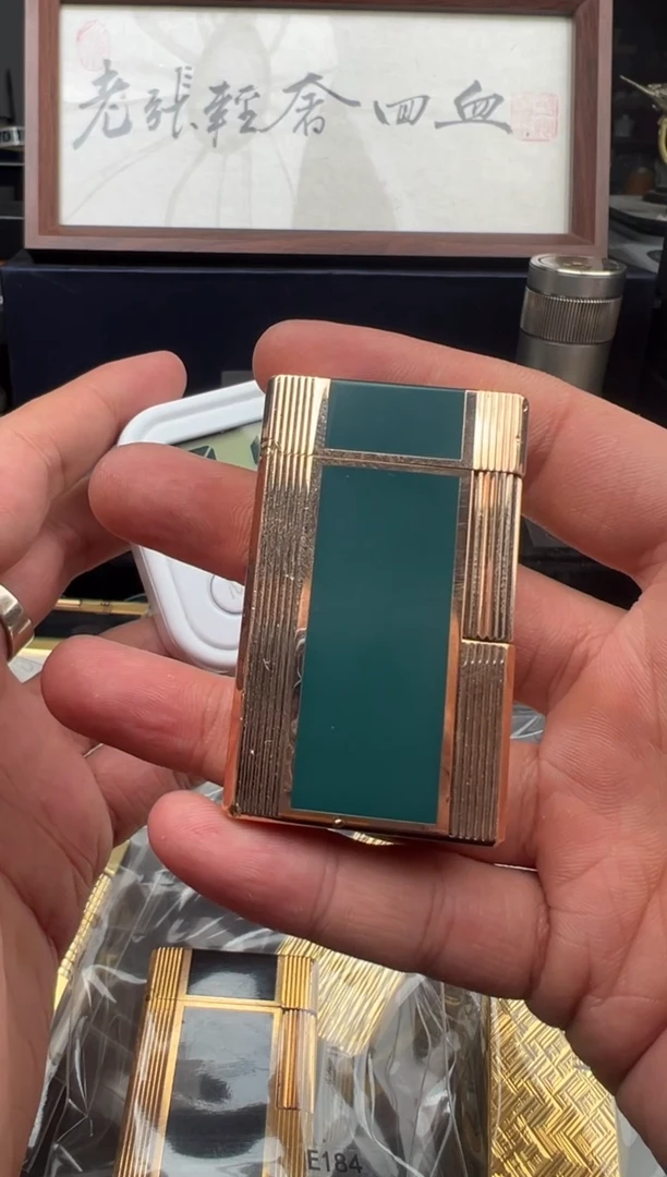 王***来【老张回血】中古打火机（裸机）