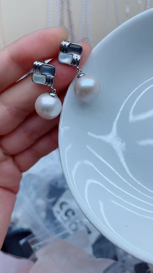 未镶嵌淡水珍珠耳饰耳钉多样性发其一