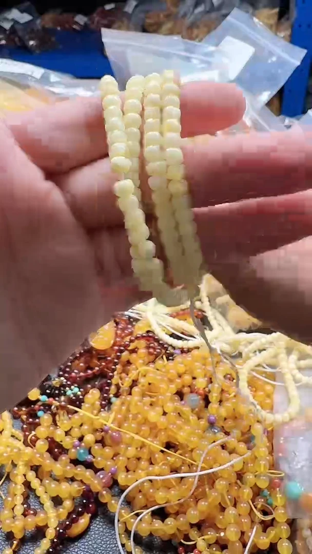 未镶嵌颈饰蜜蜡075