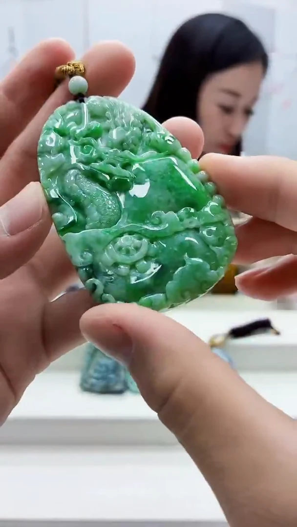 未镶嵌定制翡翠4852bb-毛货挂件72