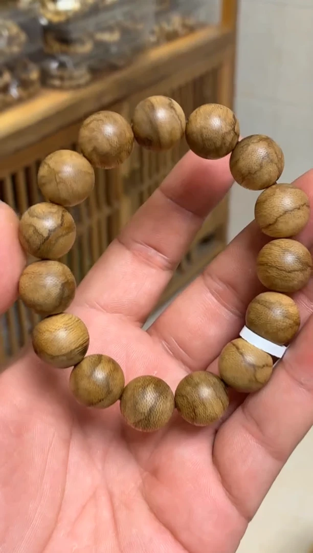 沉香手串 达拉干圆珠单圈1.5多样性发其一