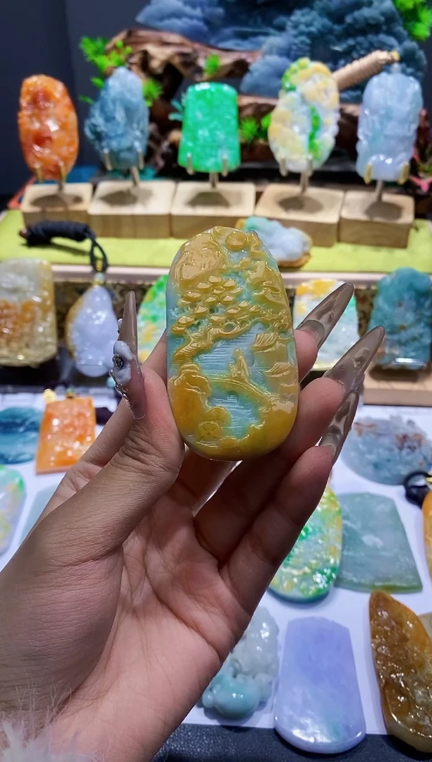 【闪购商品】定制翡翠未镶嵌翡翠A货