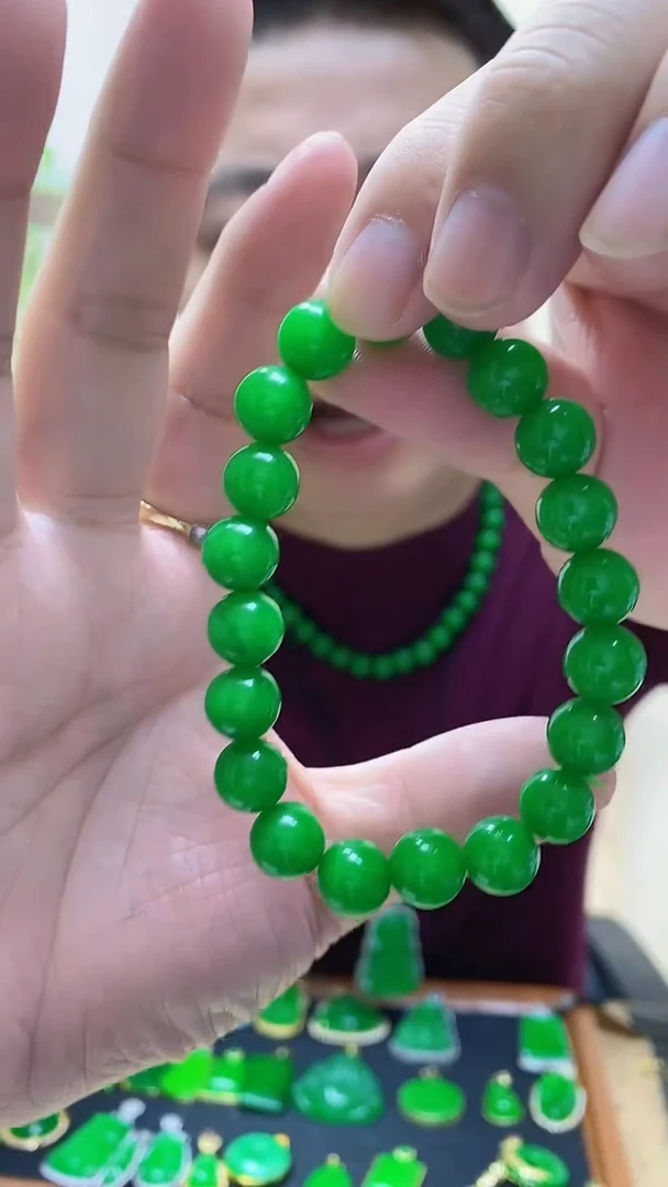未镶嵌手链翡翠翡翠手链