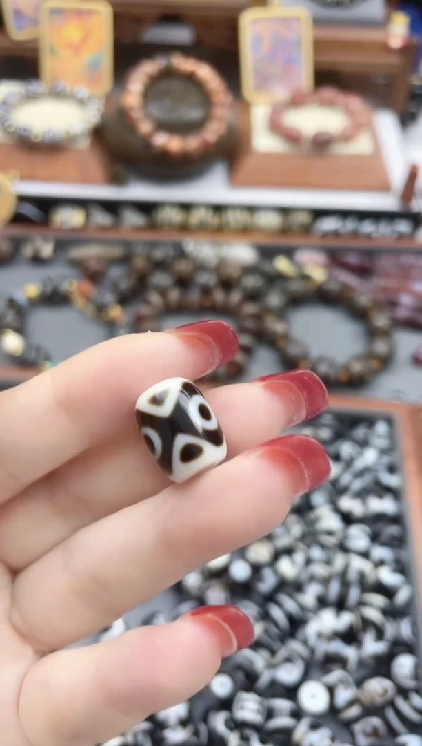 【闪购商品】玛瑙/玉髓珠珠未镶嵌金刚三眼