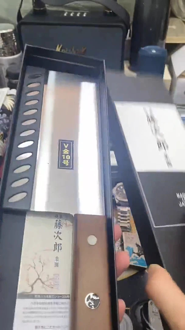 瓷片闪购商品 如图所示