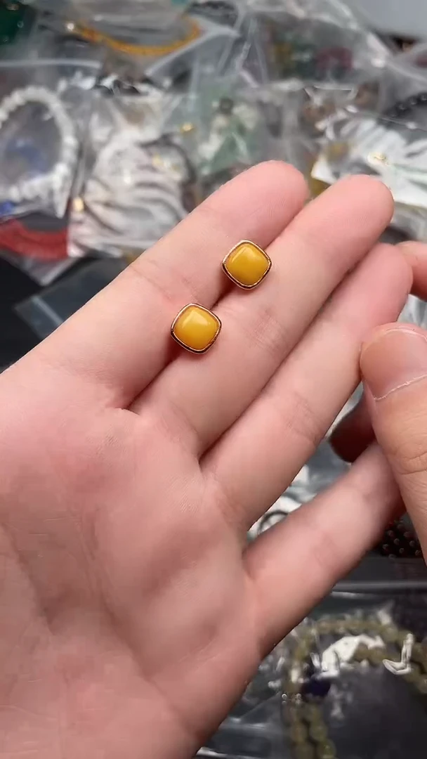 蜜蜡未镶嵌耳饰多样性发货拍一发一