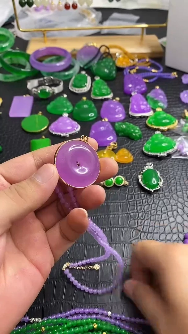 颈饰14K金镶嵌翡翠S022