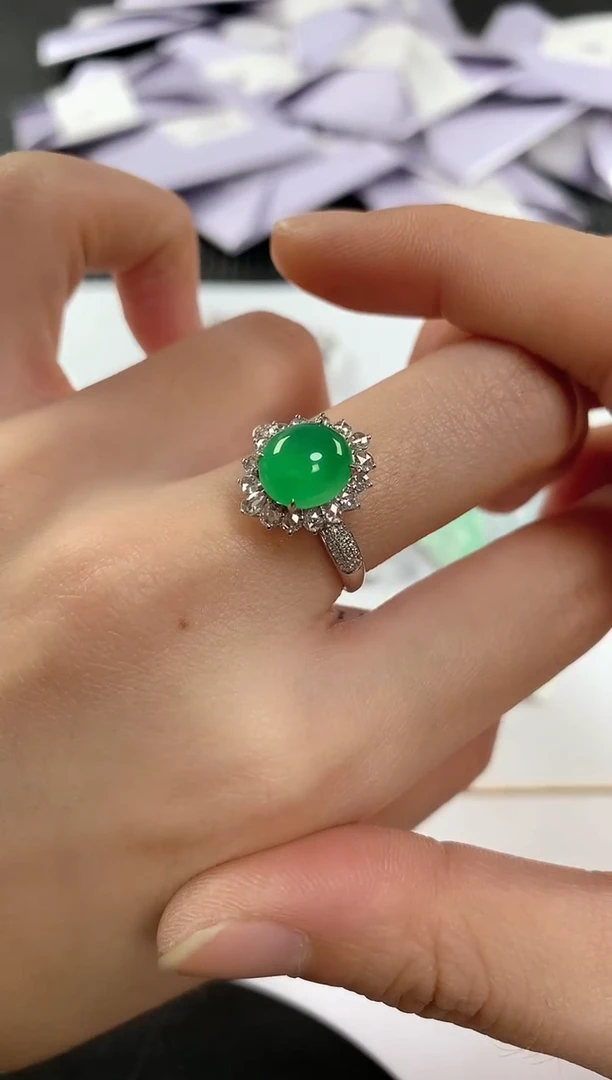 18K金镶嵌戒指翡翠109