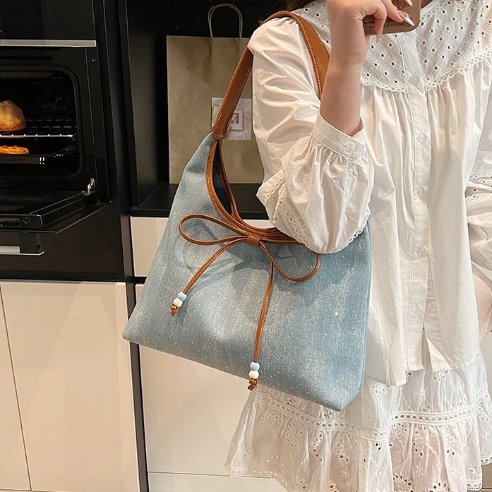 「C211-C240」高级感百搭单肩包