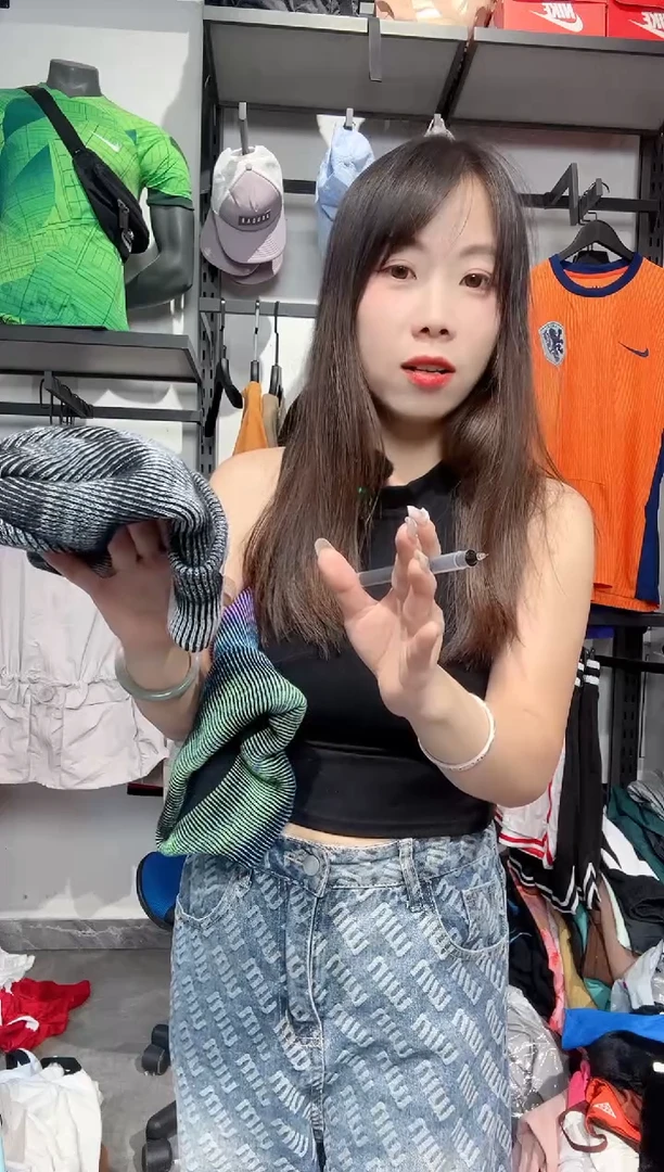 1239  编码 耐克卫衣服饰过款为准 尺码
