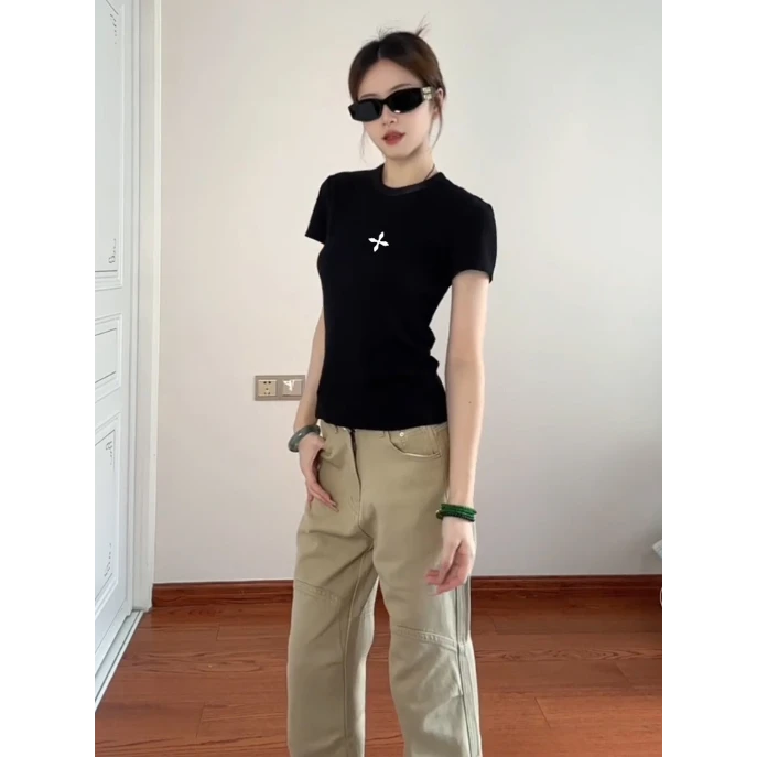 韩版设计感ins正肩短袖t恤女新款辣妹显瘦休闲圆领夏季上衣