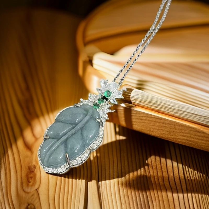 天然玉石 翡翠豪华镶嵌金枝玉叶吊坠一叶暴富吊坠
