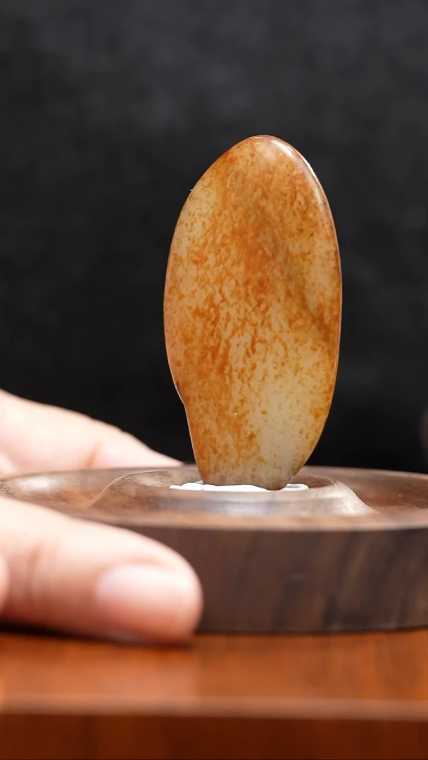 和田玉未镶嵌吊坠(不含链)42.8克和田玉原石