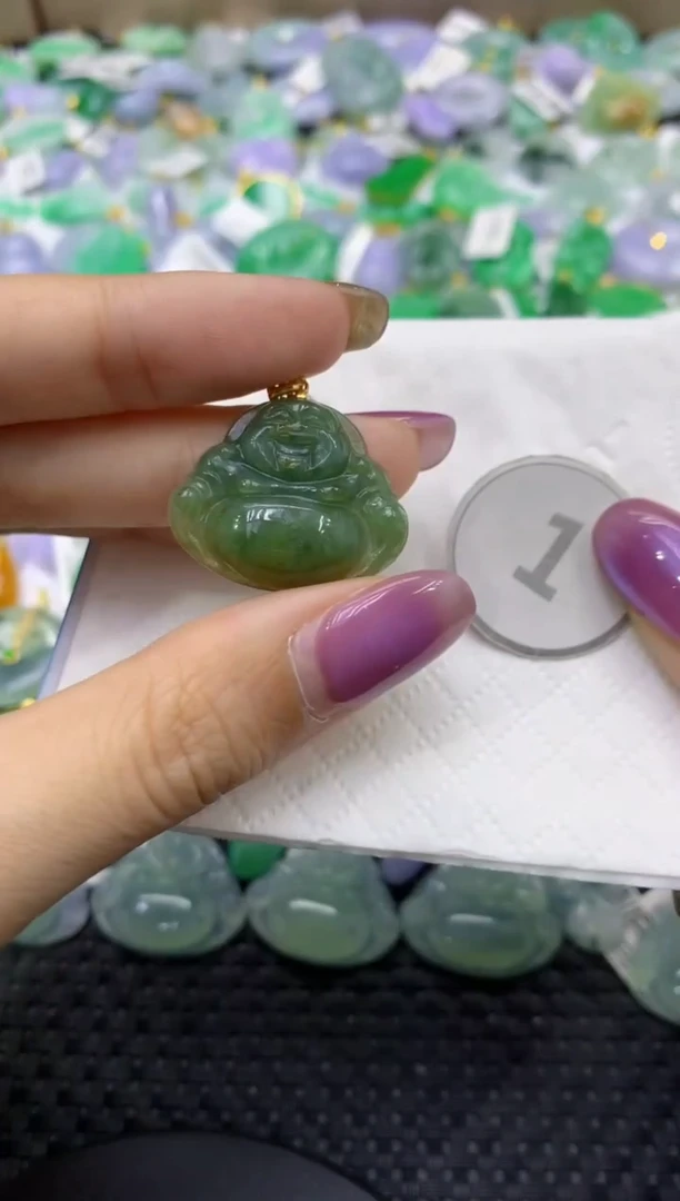 颈饰未镶嵌翡翠天然缅甸翡翠A货
