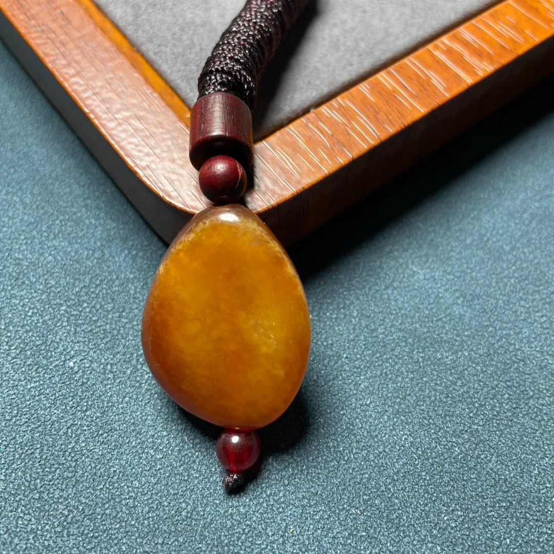 新疆和田玉随型精美挂件拍一发一多样性发货一个