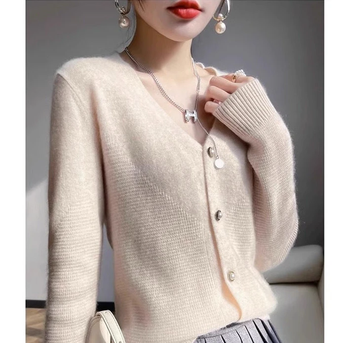 职业阿玛诗官2025秋冬季新款v领针织开衫韩版休闲加厚显瘦上衣女