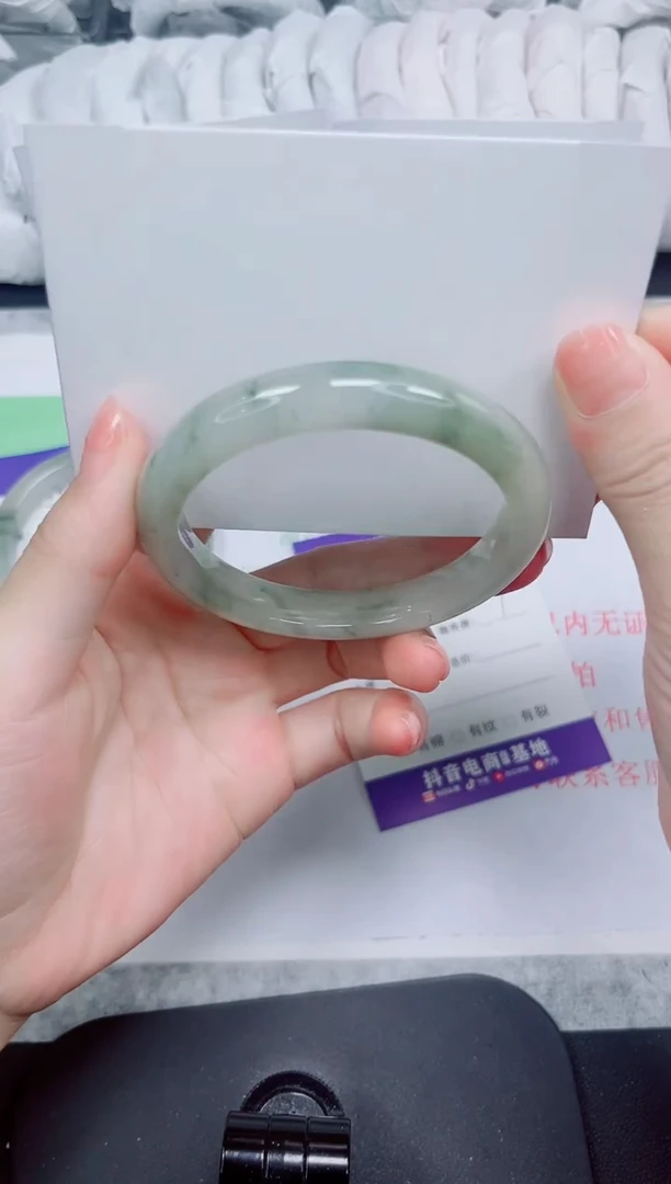 石英质玉手镯未镶嵌16-56