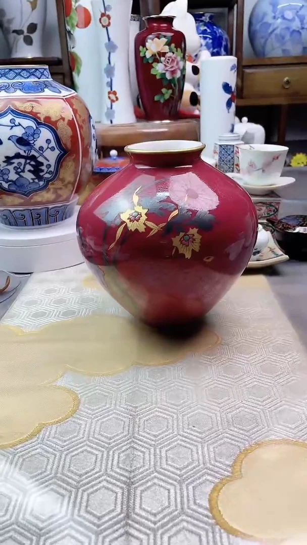 【闪购商品】盘香兰社花瓶一一