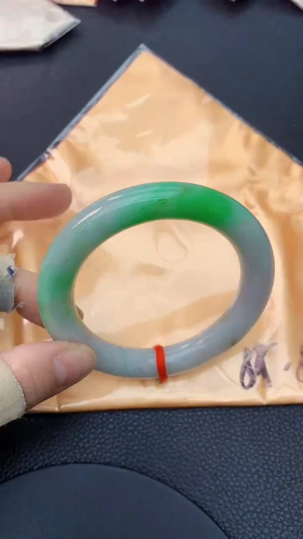 未镶嵌手镯翡翠0802471810