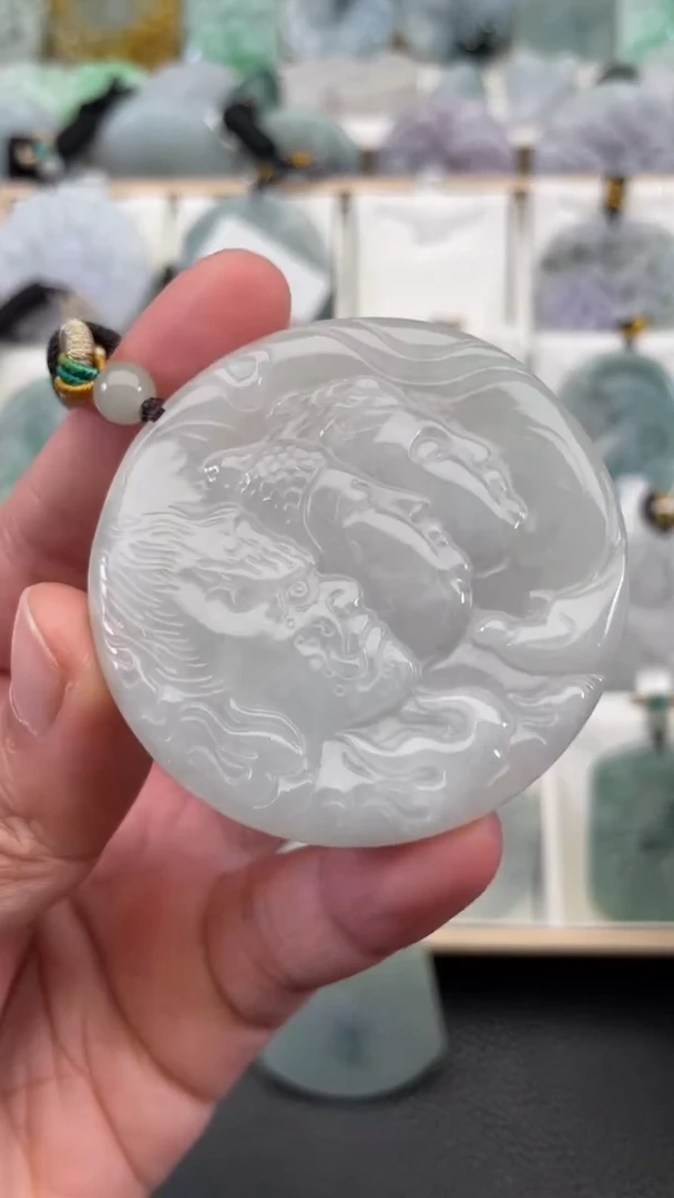 颈饰未镶嵌翡翠天然缅甸翡翠A货374