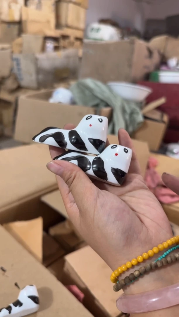 摆件熊猫筷架两个一组微瑕请慎拍