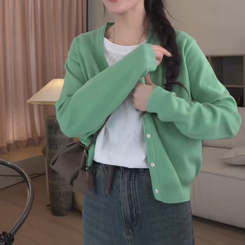 2025新款奶油青苹果绿针织开衫LK2501586