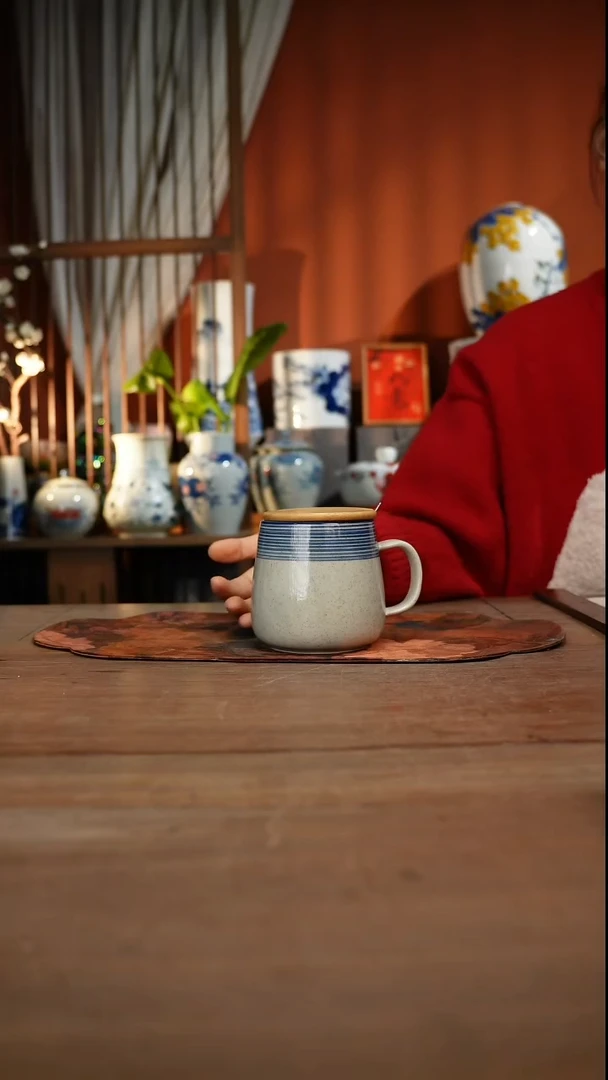 当代高温釉下彩手绘陶瓷餐具