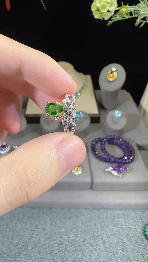 戒指透辉石银S925镶嵌5*7mm戒指