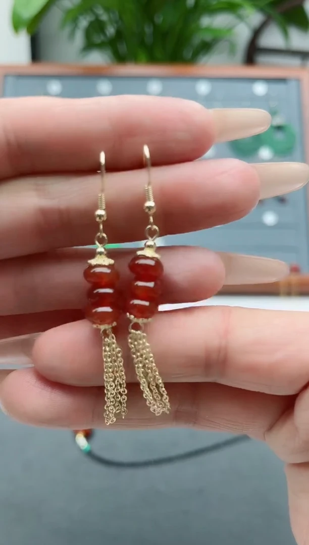 【闪购商品】南红玛瑙耳饰银S925镀金镶嵌983算盘珠