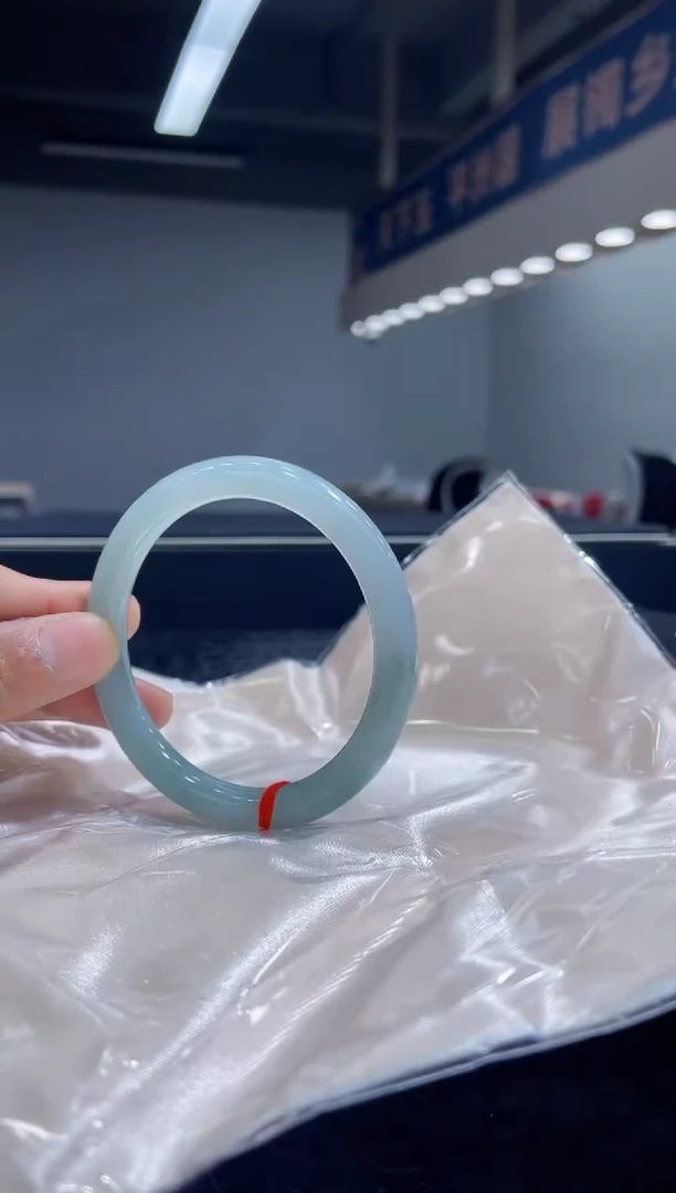 未镶嵌手镯翡翠24