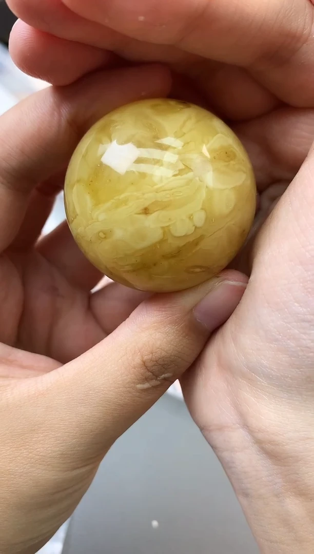 未镶嵌琥珀珠宝奇石132