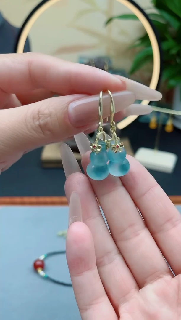 石英质玉（天山翠）银S925镶嵌耳饰00葫芦蓝水飘花