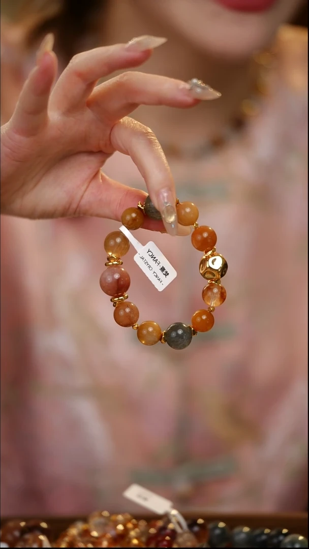 合金手链水晶兔毛多宝