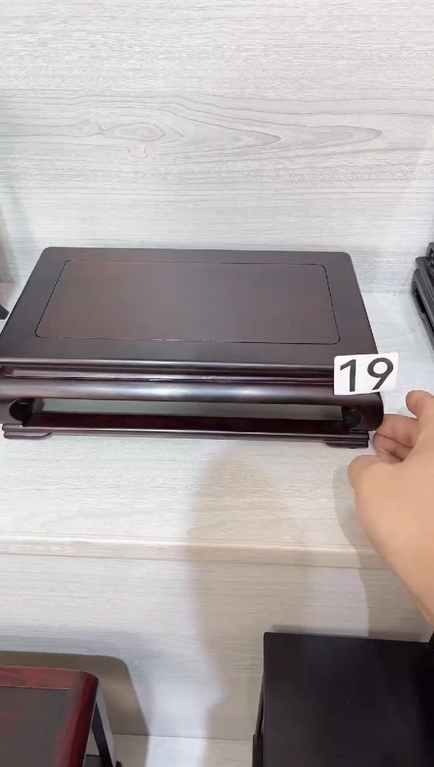 交趾黄檀（大红酸枝）26*16*7.5