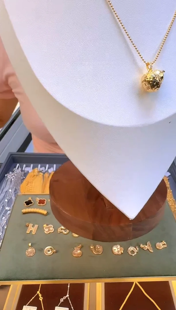 碎冰冰葫芦吊坠1.98g（多样性发货）