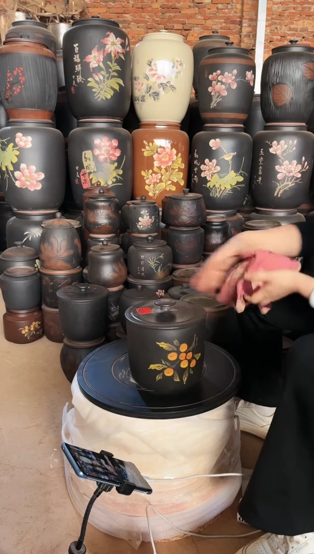 【闪购商品】壶瑕疵茶叶罐小五饼彩填 895