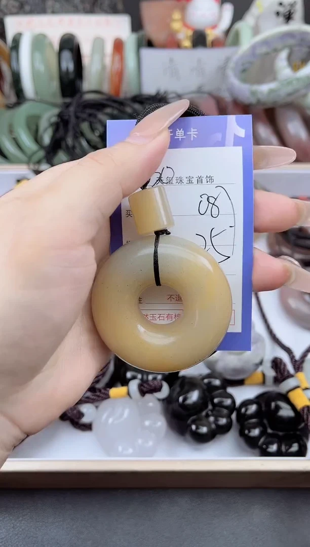 未镶嵌手镯石英质玉087