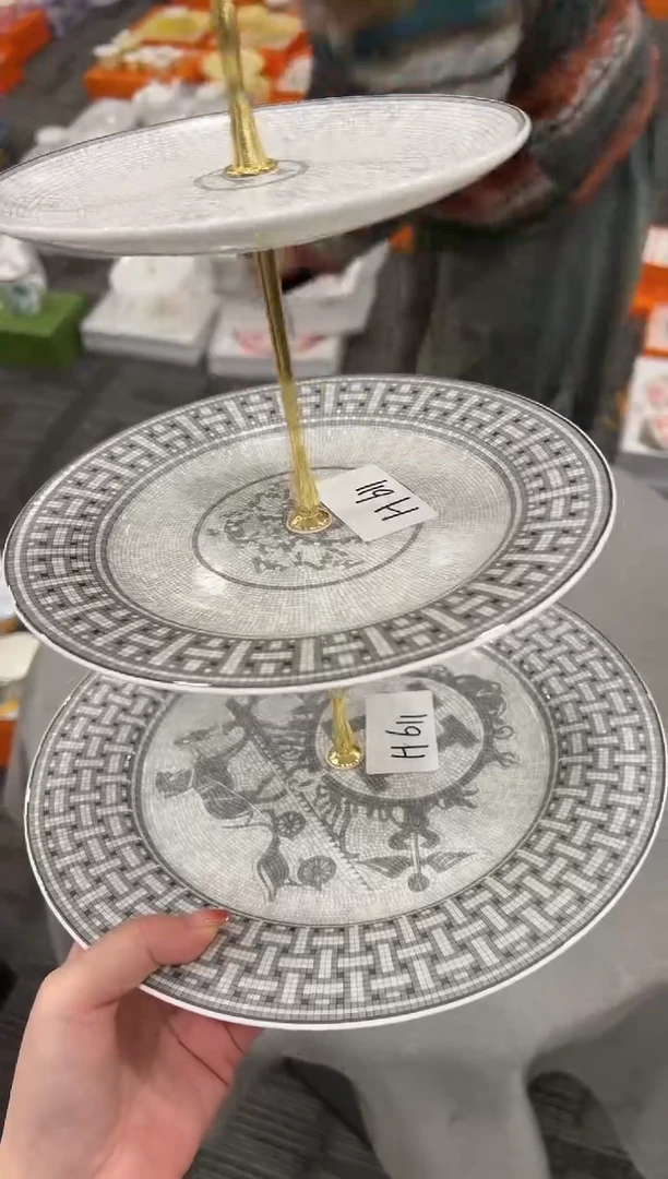 【闪购商品】杯H611--------------