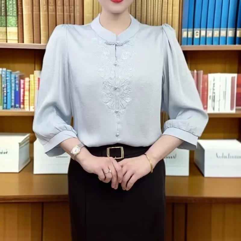 N009【锦悦】春夏刺绣绣花小衫女士宽松气质显瘦衬衣衬衫百搭上衣女