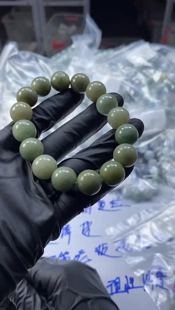未镶嵌定制翡翠天然缅甸A货翡翠，拍一发一