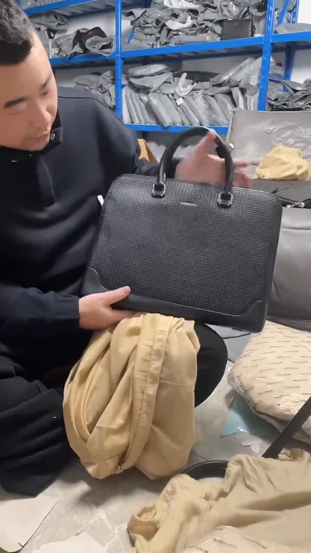 头层牛皮569品牌男包清货中（不要卡单，理性消费）