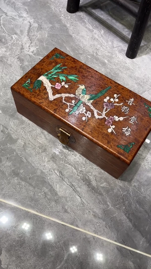 木喜鹊登梅首饰盒