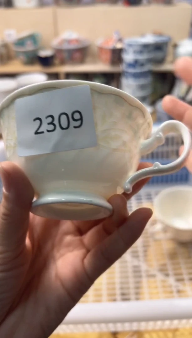 瓷片清**W你好你好你好你看好