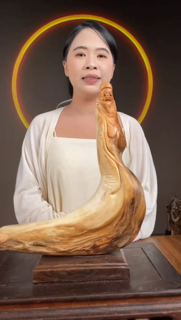 柏木（崖柏）手工摆件,先抢先得! 编号:261