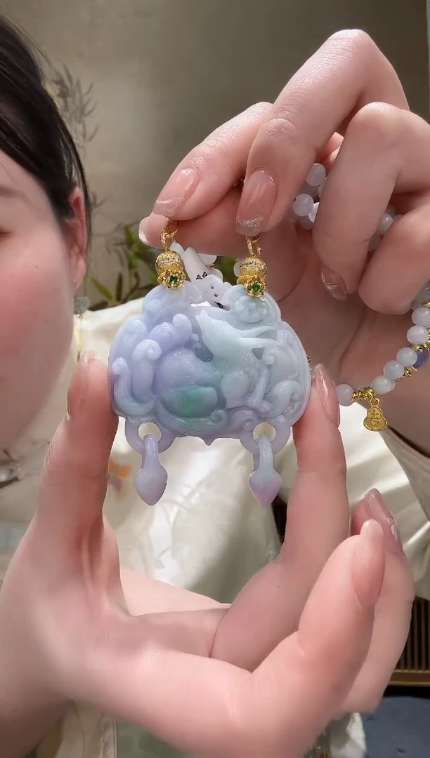 【闪购商品】翡翠颈饰未镶嵌吊坠
