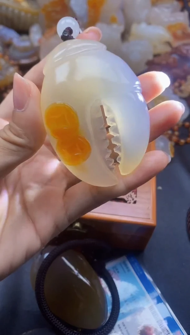 未镶嵌1玛瑙/玉髓龙*ll