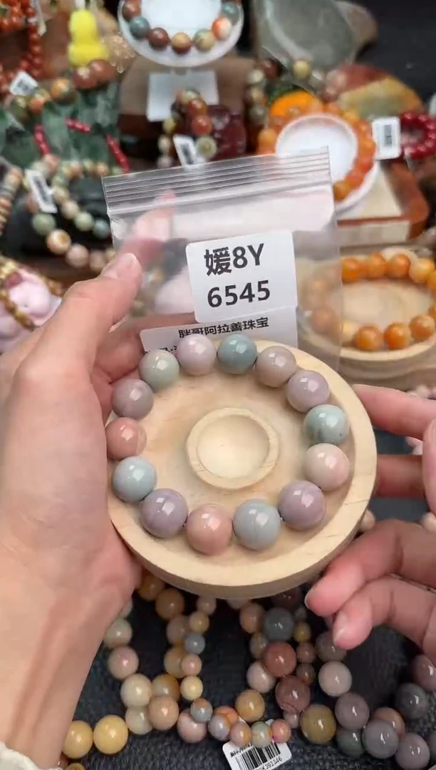 【闪购商品】石英质玉手链未镶嵌8Y6545
