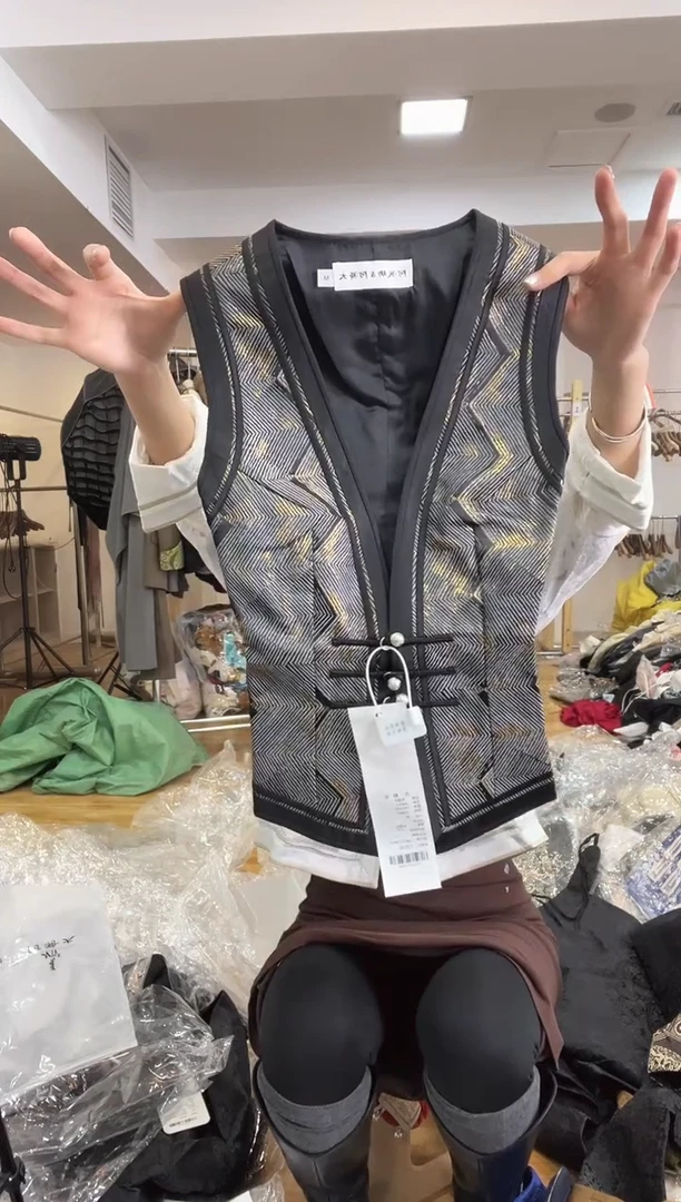 M码       80-105斤马甲